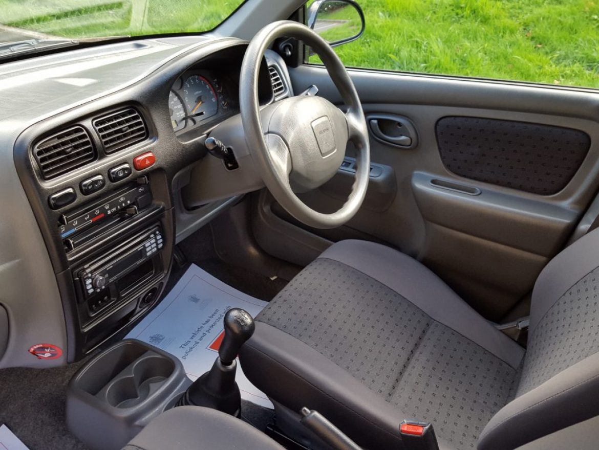 2004 Suzuki Alto 1.1 GL 5dr Hatchback