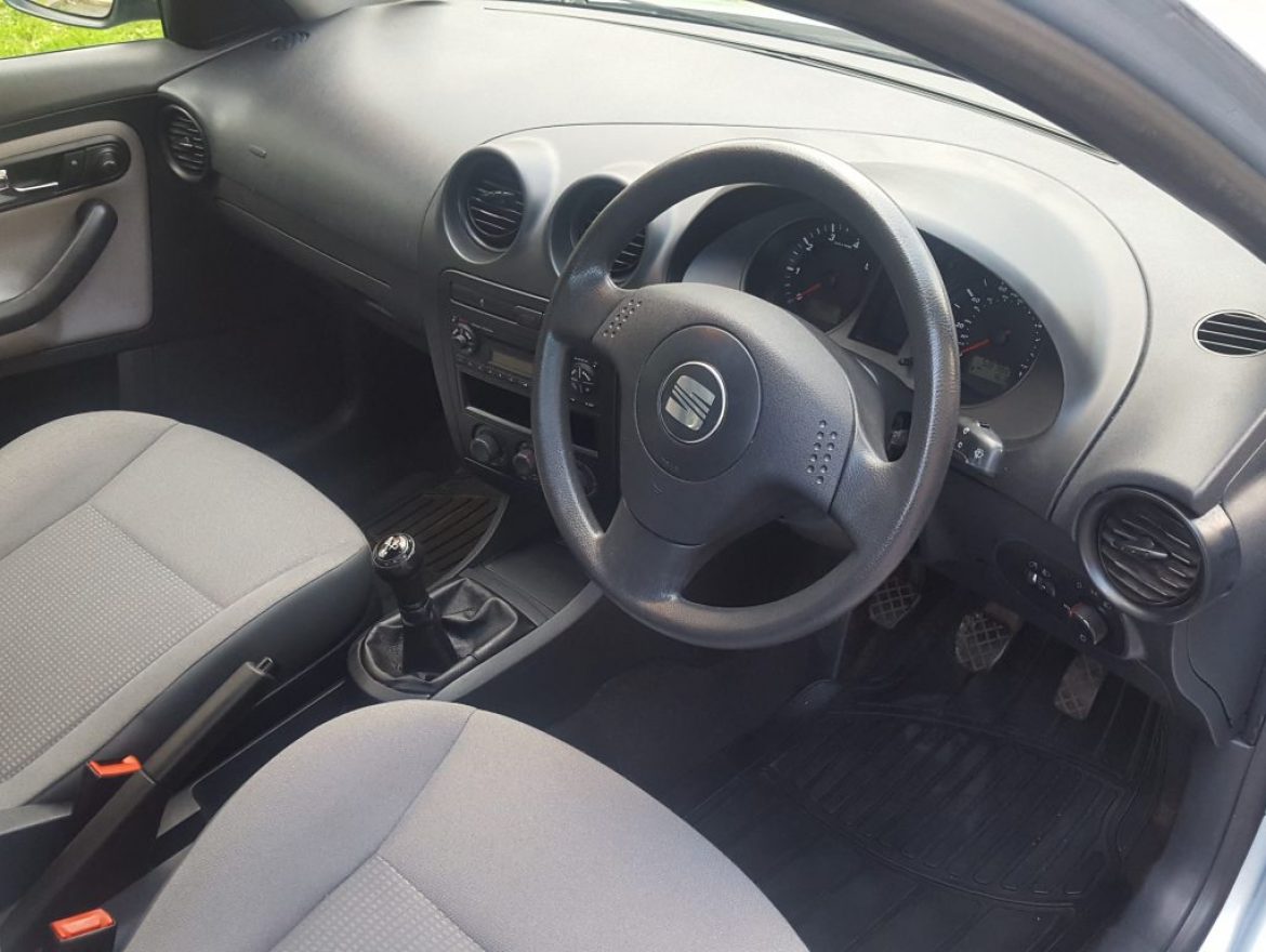 2003 SEAT Ibiza 1.2 12v 5dr