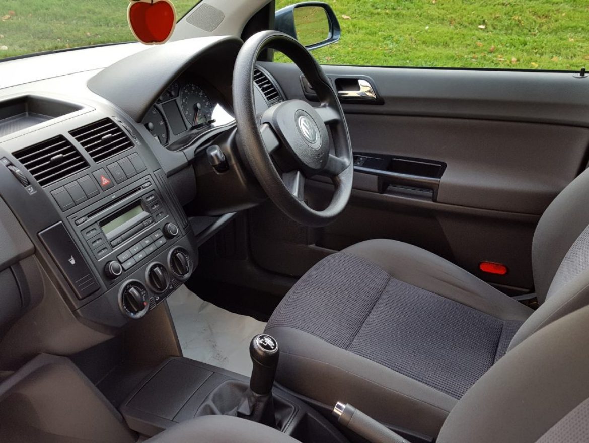 2006 Volkswagen Polo 1.4 SE 5dr Hatchback