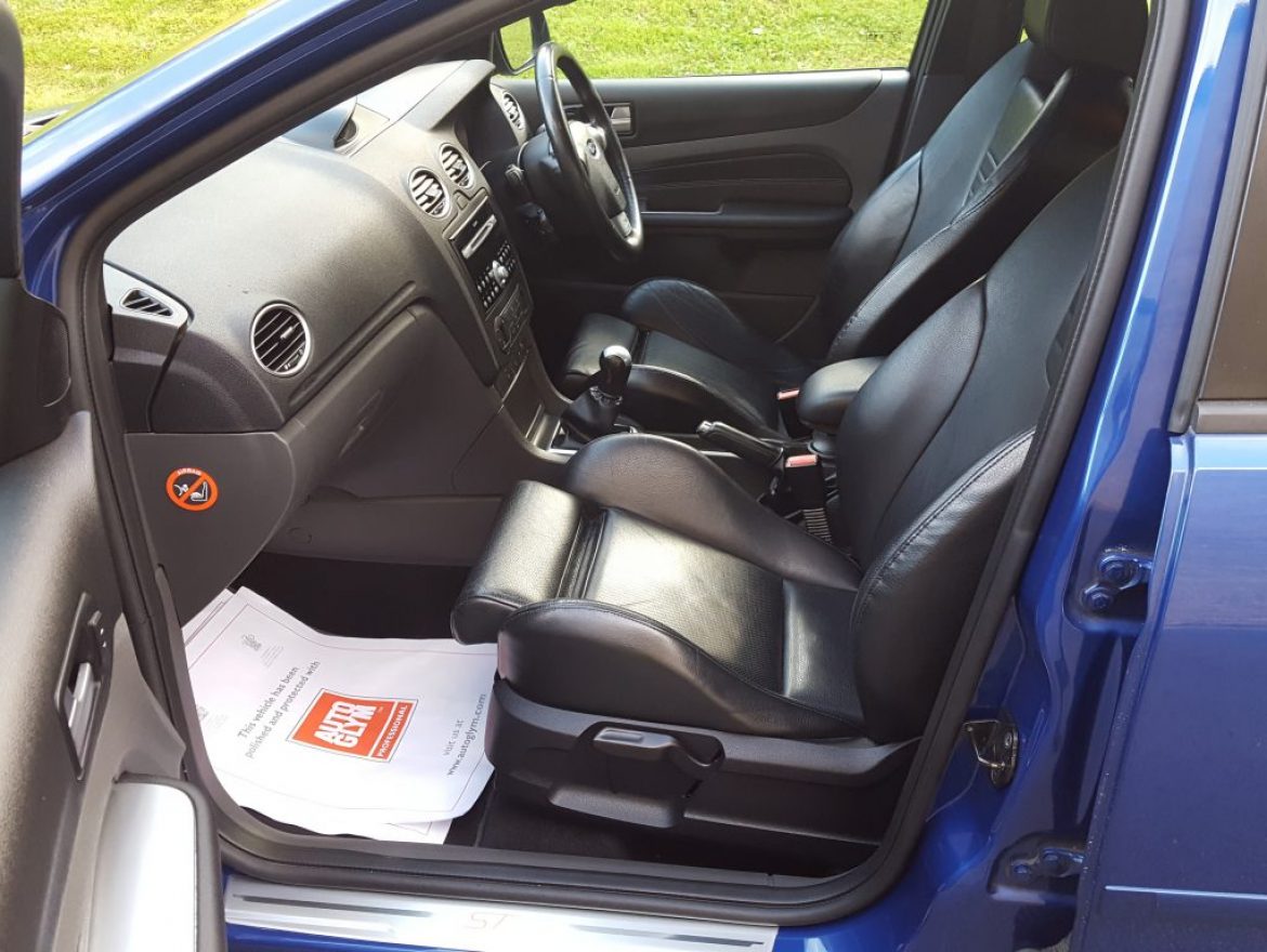 2006 Ford Focus 2.5 SIV ST-3 5dr Hatchback