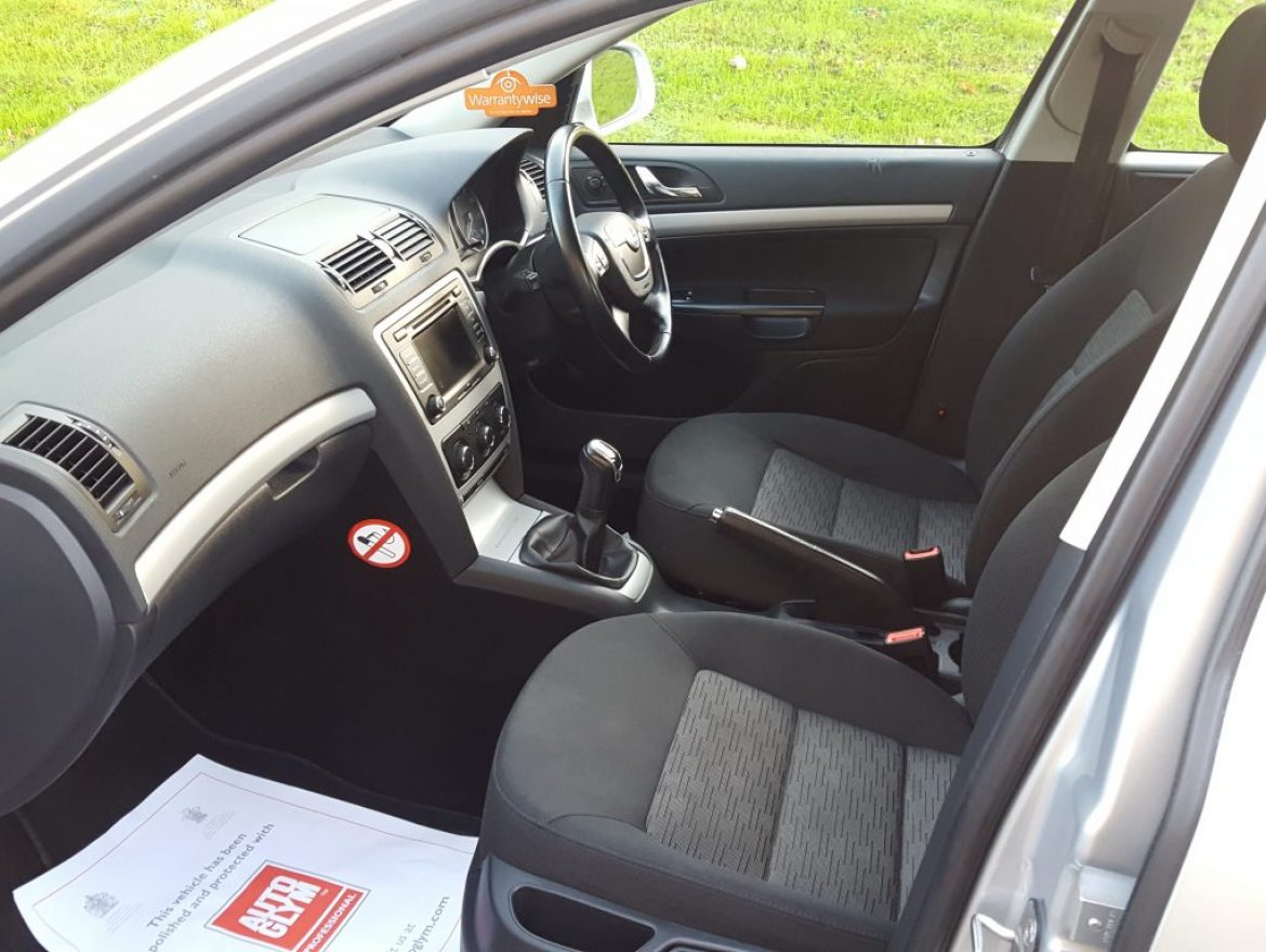 2013 Skoda Octavia 1.6 TDI GreenLine II CR DPF 5dr Estate