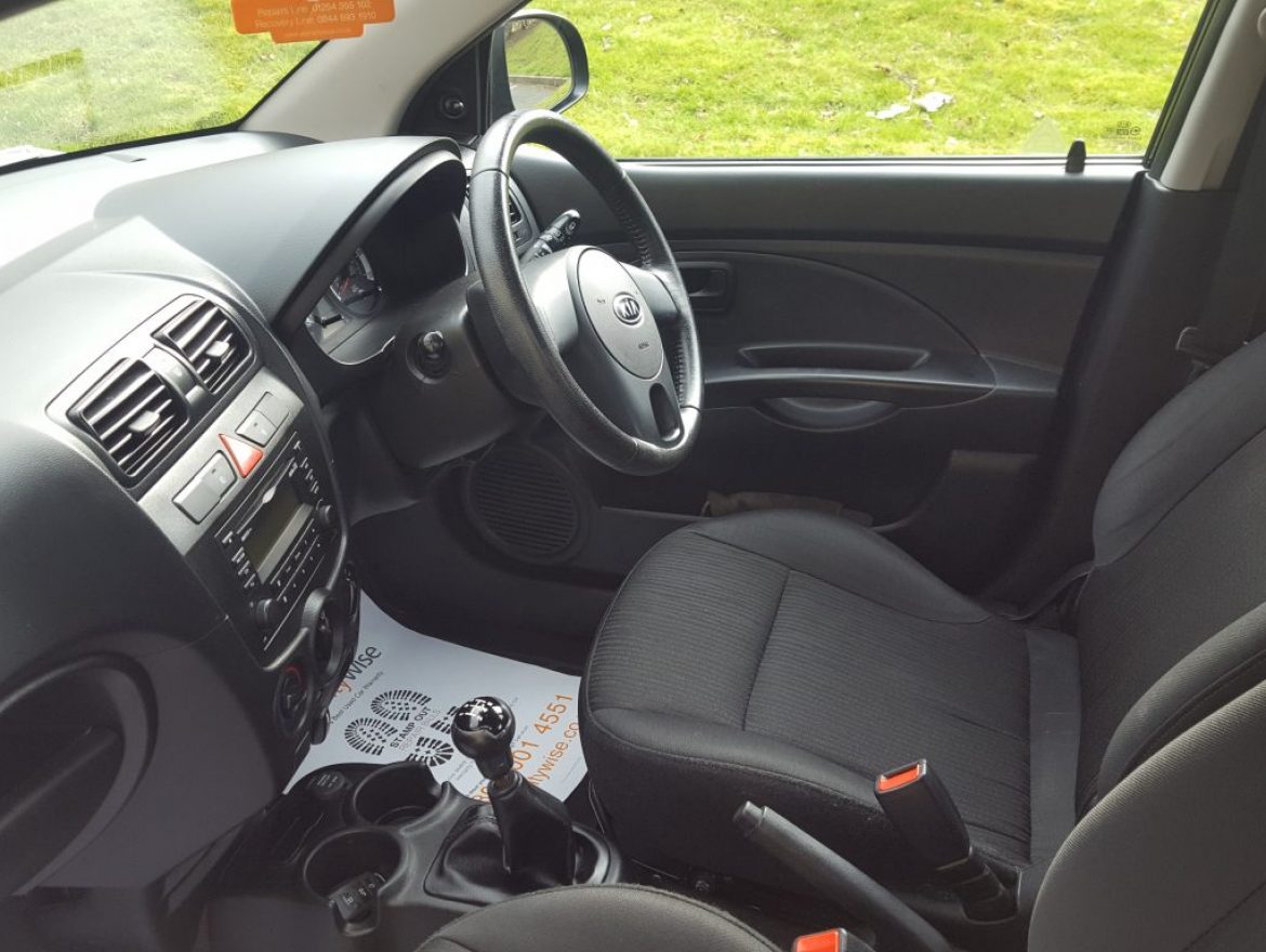 2010 KIA Picanto 1.1 Graphite 5dr Hatchback