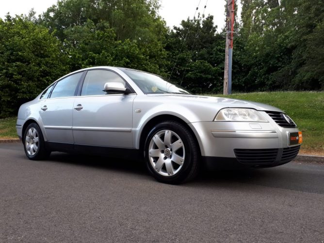 2004 Volkswagen Passat 1.9 TDI PD 130 Sport 4dr Saloon