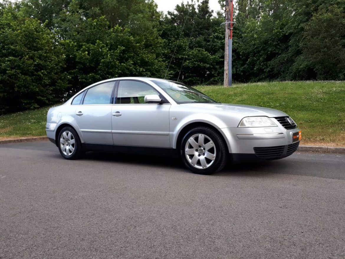 2004 Volkswagen Passat 1.9 TDI PD 130 Sport 4dr Saloon